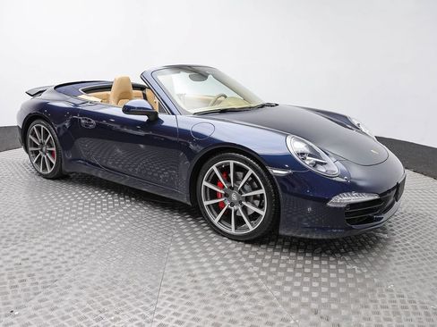 Used 2015 Porsche 911 Carrera S RWD image 4
