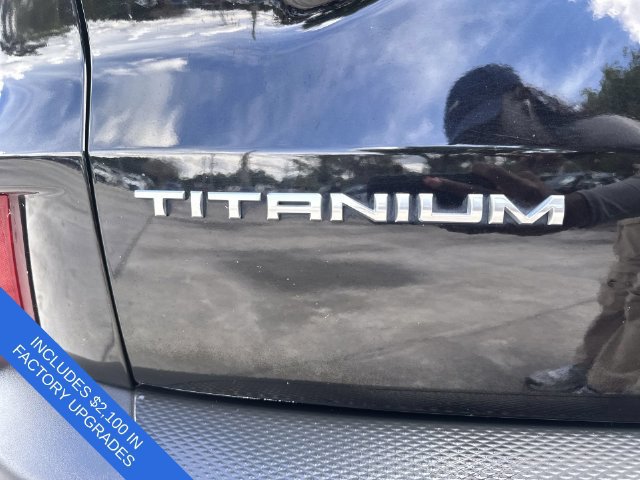 Used 2021 Ford Escape Titanium w/ Class II Trailer Tow Package AWD/4WD image 39
