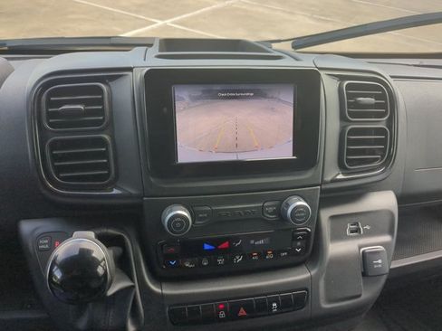 Used 2026 RAM ProMaster 2500 w/ Convenience Group FWD image 14