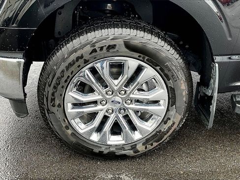 Used 2024 Ford F150 Lariat w/ Equipment Group 502A High image 9