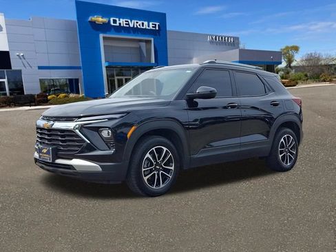 Used 2025 Chevrolet TrailBlazer LT w/ Convenience Package AWD/4WD image 34