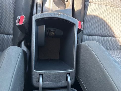 Used 2023 Kia Soul LX w/ LX Technology Package image 34