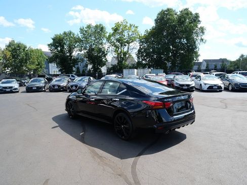 Used 2022 Nissan Altima 2.5 Platinum AWD/4WD image 5