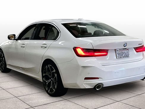 Used 2025 BMW 330i Sedan w/ Convenience Package image 15