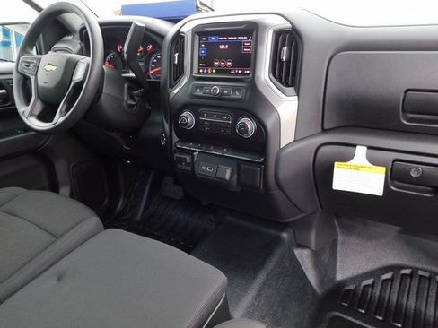 New 2026 Chevrolet Silverado 1500 W/T w/ WT Value Package AWD/4WD image 19