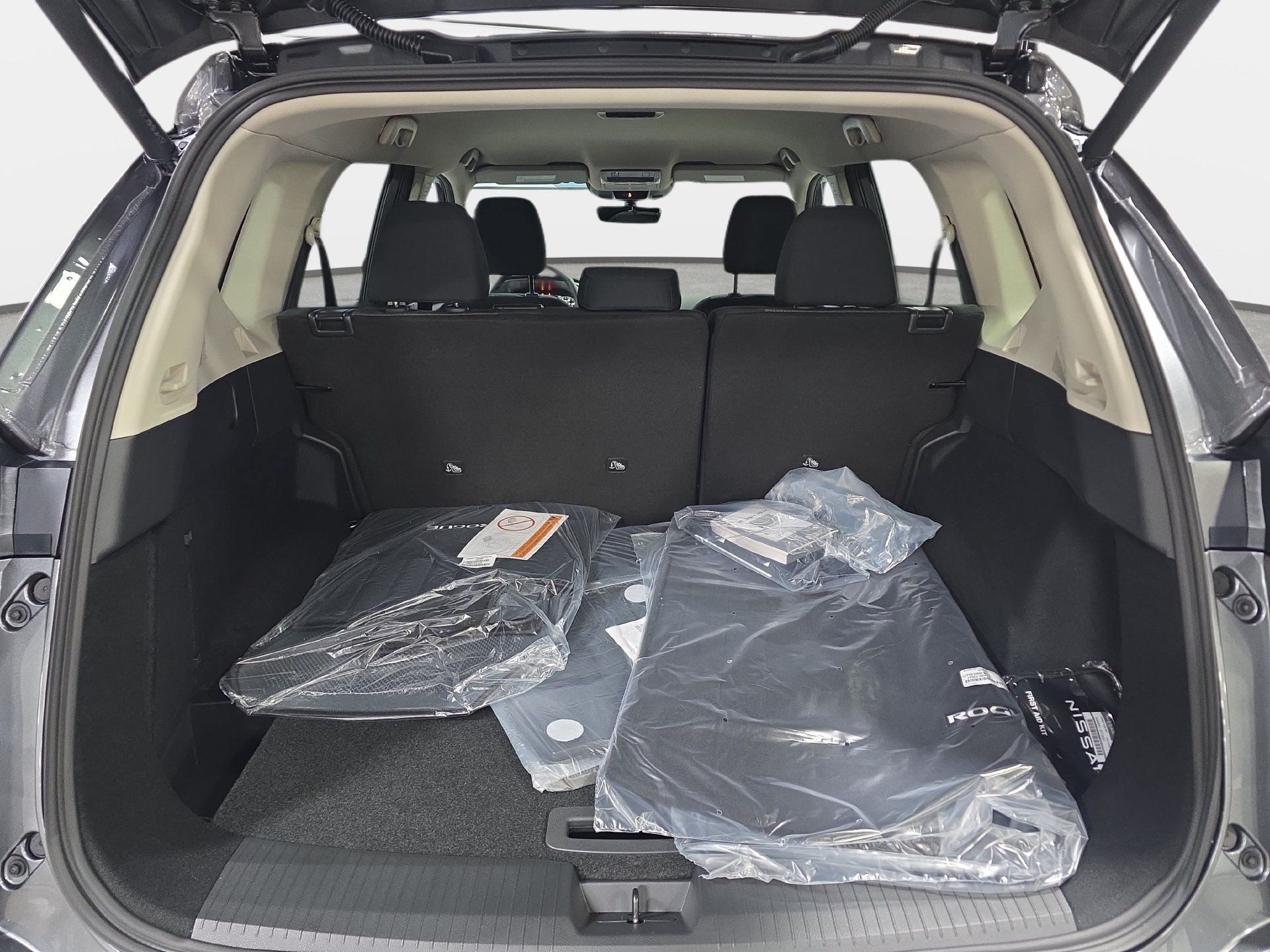 New 2026 Nissan Rogue SV w/ Cold Weather Package AWD/4WD image 12