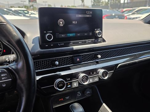Used 2022 Honda Civic Sport image 31