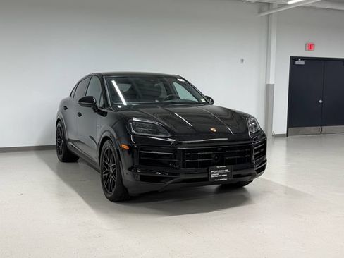 Certified 2026 Porsche Cayenne E-Hybrid Coupe AWD/4WD image 7