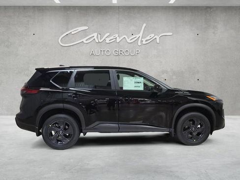 New 2026 Nissan Rogue SV FWD image 17
