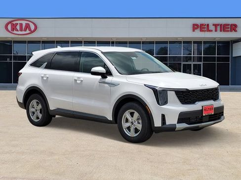 New 2026 Kia Sorento LX FWD image 1