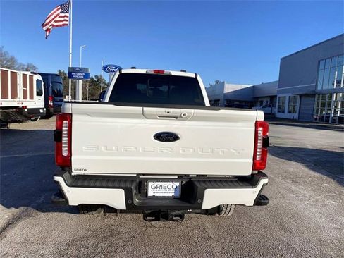 Used 2024 Ford F250 Lariat w/ Lariat Ultimate Package image 4