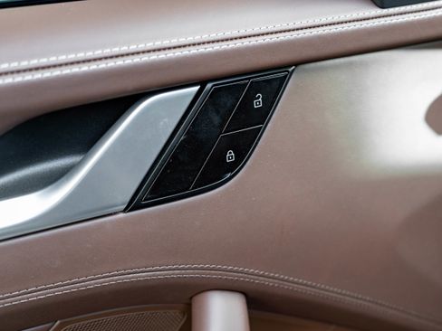 Used 2021 Porsche 911 Carrera 4S image 11