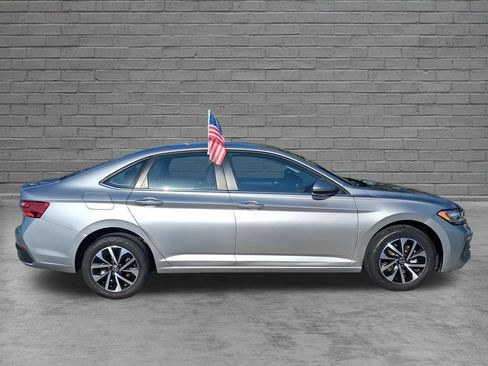 Used 2024 Volkswagen Jetta S FWD image 12