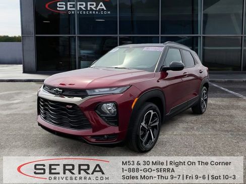 Used 2023 Chevrolet TrailBlazer RS w/ Technology Package image 1