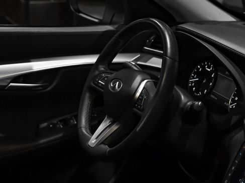 Used 2021 INFINITI QX50 Luxe FWD image 17