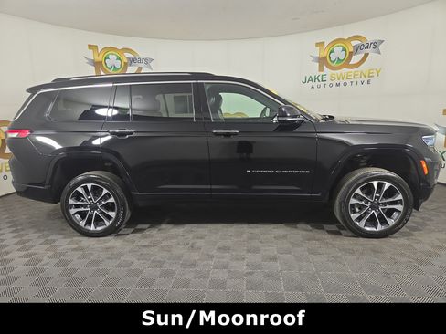 Used 2023 Jeep Grand Cherokee L Overland AWD/4WD image 11
