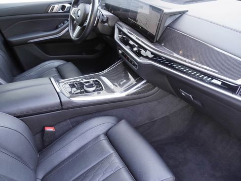 Certified 2024 BMW X7 M60i w/ Executive Package AWD/4WD image 27