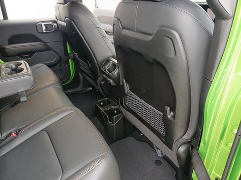 New 2025 Jeep Gladiator Sport S image 25