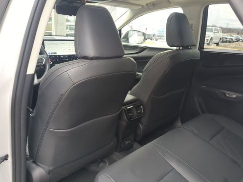 Used 2023 Lexus NX 350h AWD w/ Towing Package (2000 Lbs) image 21