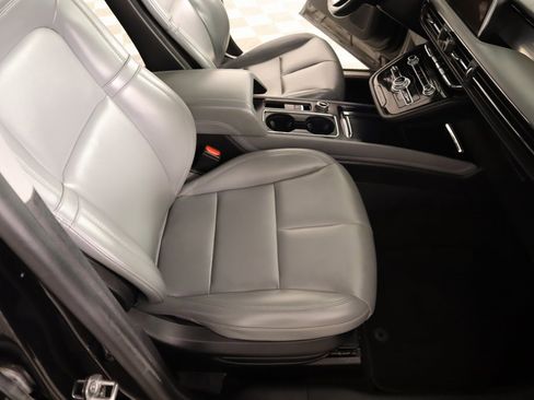 Used 2021 Lincoln Corsair FWD image 13