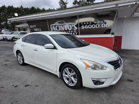 Used 2015 Nissan Altima 2.5 SL image 1