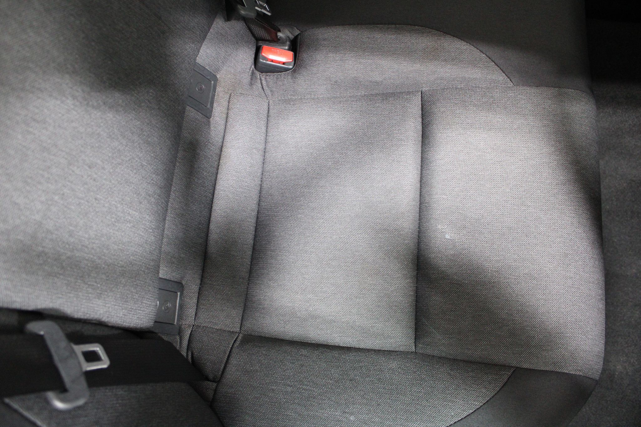 Used 2025 Toyota Camry LE FWD image 22