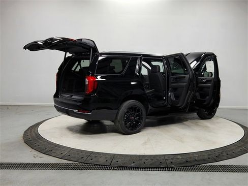 New 2026 GMC Yukon Elevation w/ LPO, Floor Liner Package image 15