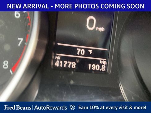 Used 2017 Volkswagen Jetta SE FWD image 14