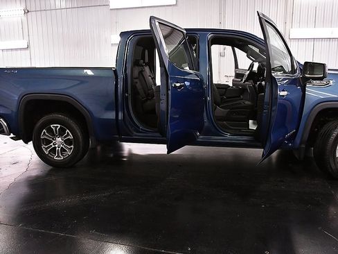 Used 2024 GMC Sierra 1500 SLT image 31