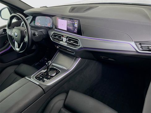 Used 2020 BMW X5 sDrive40i w/ Convenience Package image 28