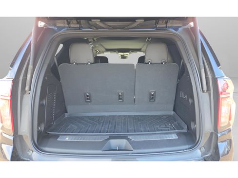 Used 2024 Chevrolet Tahoe Z71 w/ Luxury Package image 15