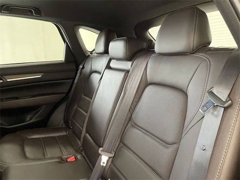 Used 2025 MAZDA CX-5 Signature image 17