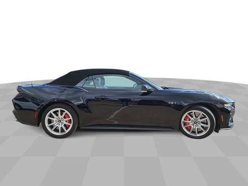 Used 2024 Ford Mustang GT Premium image 9