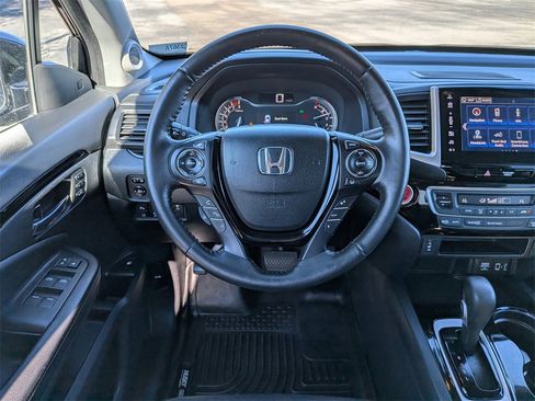 Used 2017 Honda Ridgeline RTL-E image 13