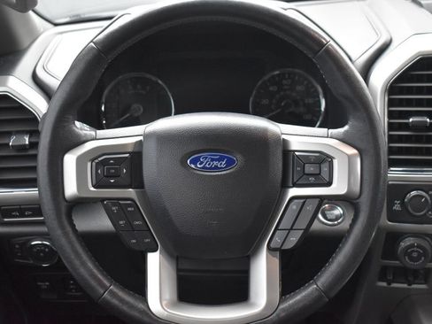 Used 2020 Ford F150 Lariat w/ Equipment Group 502A Luxury AWD/4WD image 13