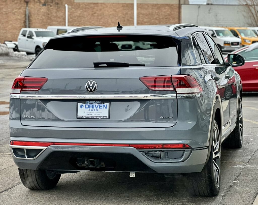 Used 2023 Volkswagen Atlas Cross Sport SEL Premium R-Line AWD/4WD image 5