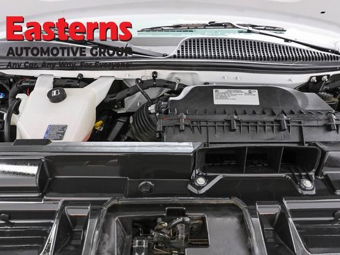 Used 2024 Chevrolet Express 3500 LT w/ LT Preferred Equipment Group RWD image 7