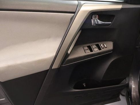 Used 2014 Toyota RAV4 XLE FWD image 8