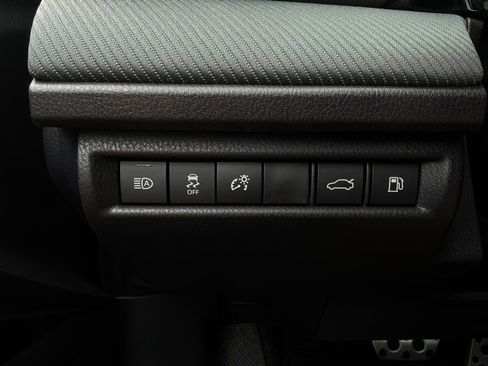 New 2026 Toyota Camry Hybrid FWD image 20