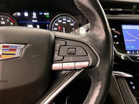 Used 2023 Cadillac XT6 Sport w/ Technology Package image 25