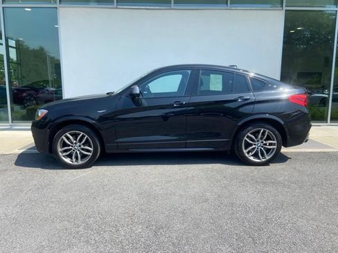 Used 2018 BMW X4 M40i AWD/4WD image 2