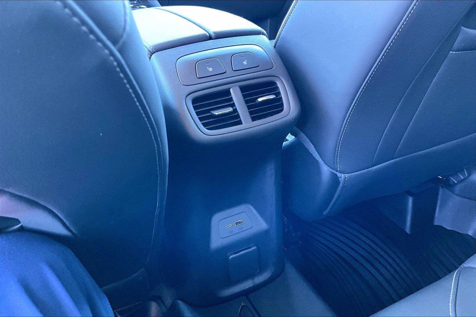 Used 2025 Buick Envision Avenir AWD/4WD image 33