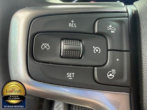 Used 2025 Chevrolet Silverado 1500 LT AWD/4WD image 10