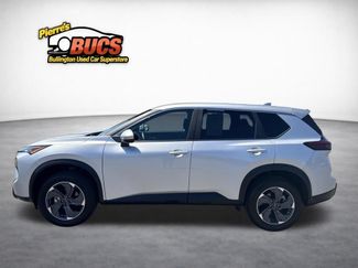 Used 2025 Nissan Rogue SV FWD video 2