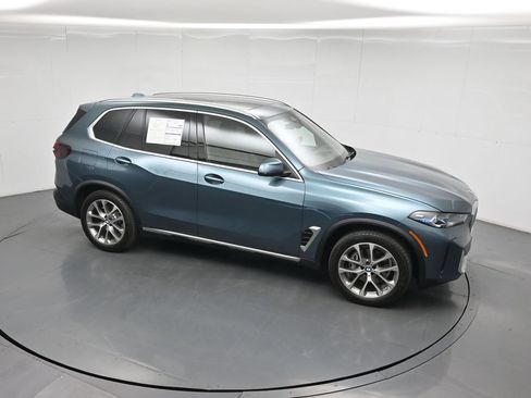 Used 2024 BMW X5 sDrive40i w/ Premium Package RWD image 39
