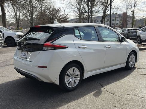 Used 2023 Nissan Leaf S image 5