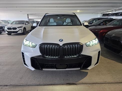 New 2026 BMW X5 xDrive50e w/ M Sport Package AWD/4WD image 2