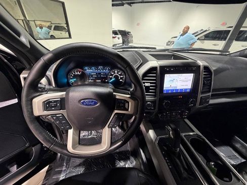 Used 2020 Ford F150 Lariat image 34