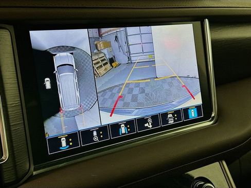 Used 2021 GMC Yukon Denali image 14