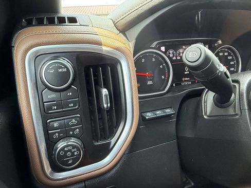 Used 2020 Chevrolet Silverado 2500 High Country AWD/4WD image 17